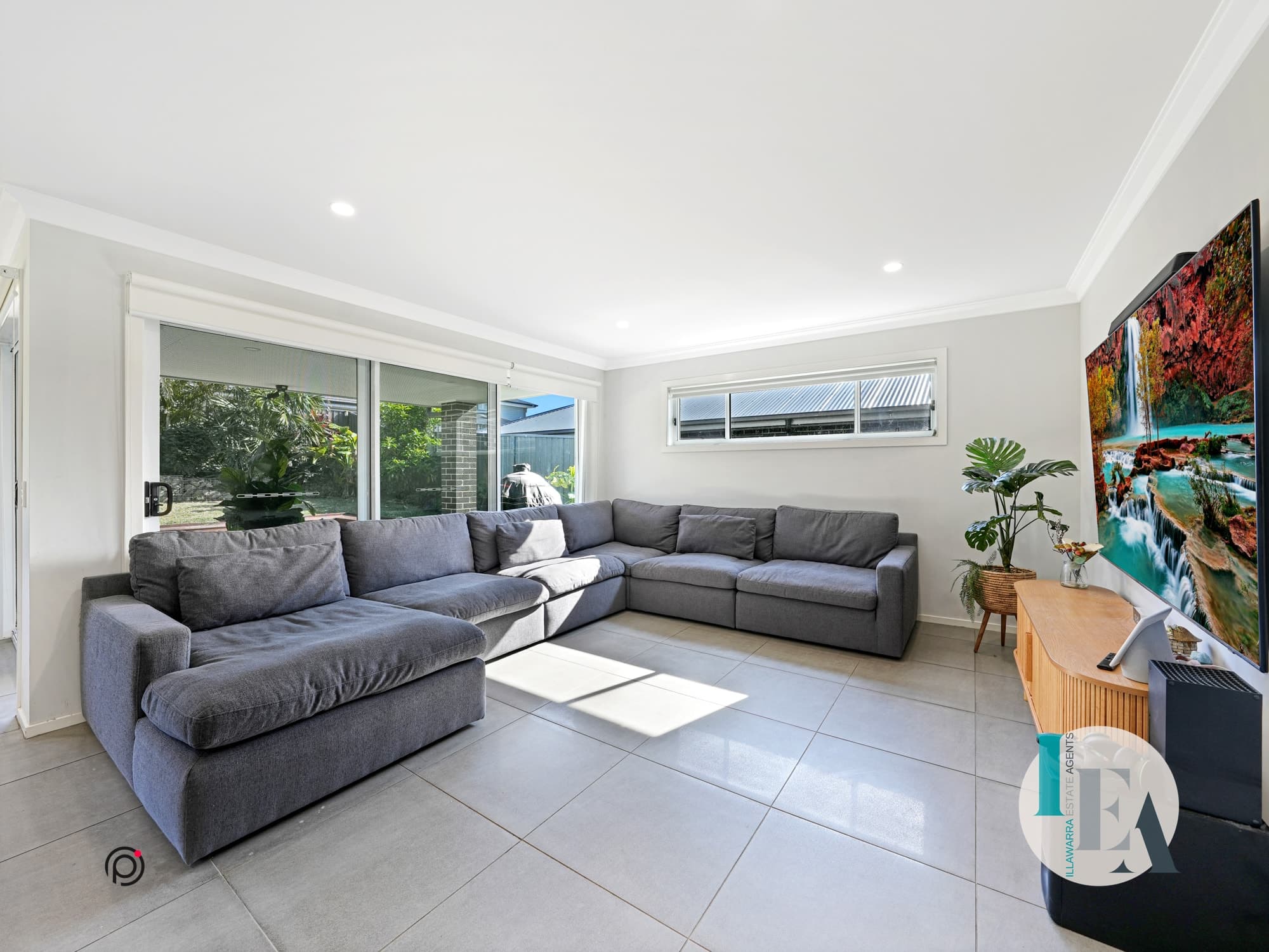 5 Sarsaparilla Way, CALDERWOOD NSW 2527, Calderwood - Thumbnail 5
