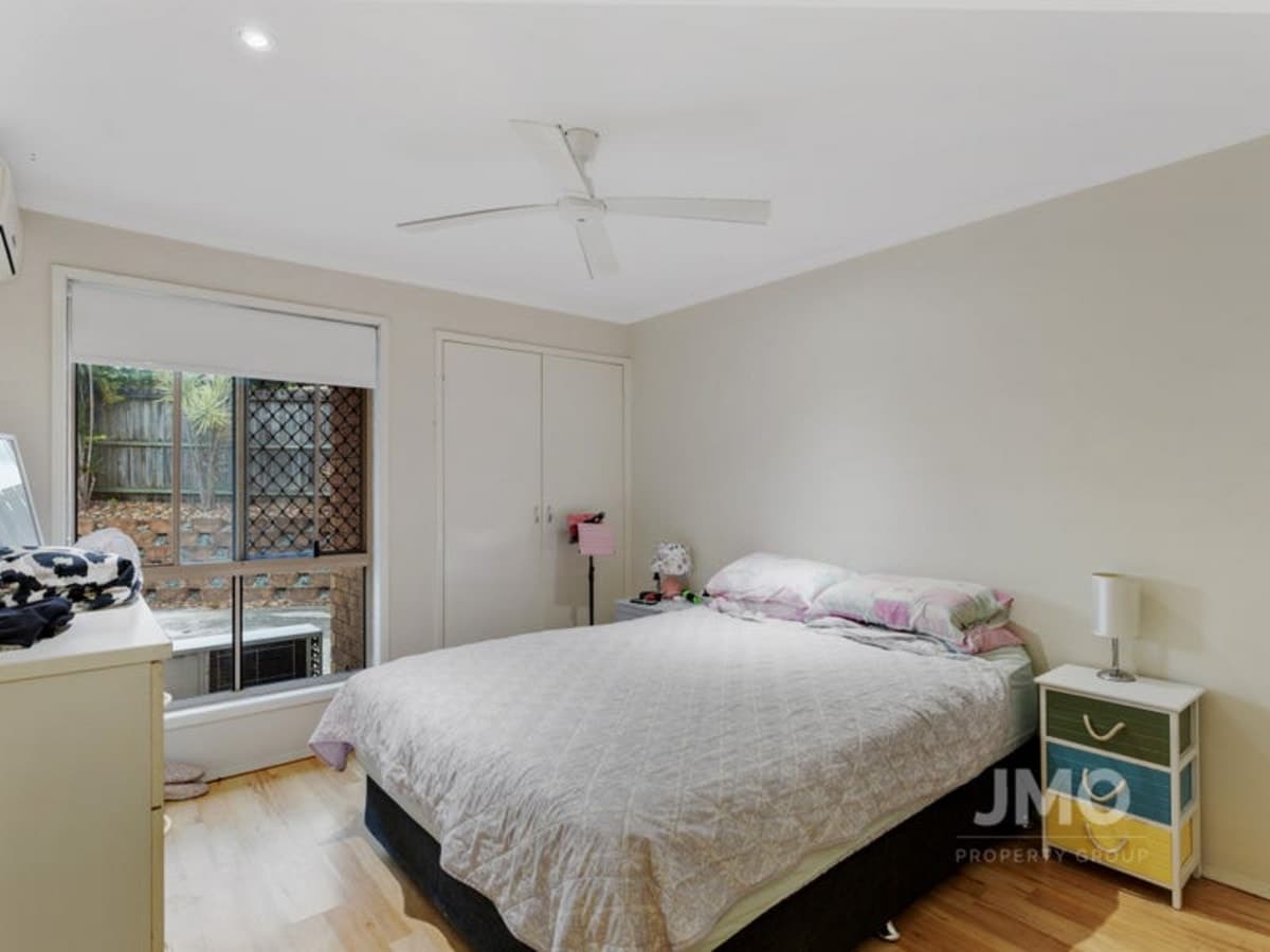 2/12 Columbia Court, OXENFORD, Oxenford - Thumbnail 3