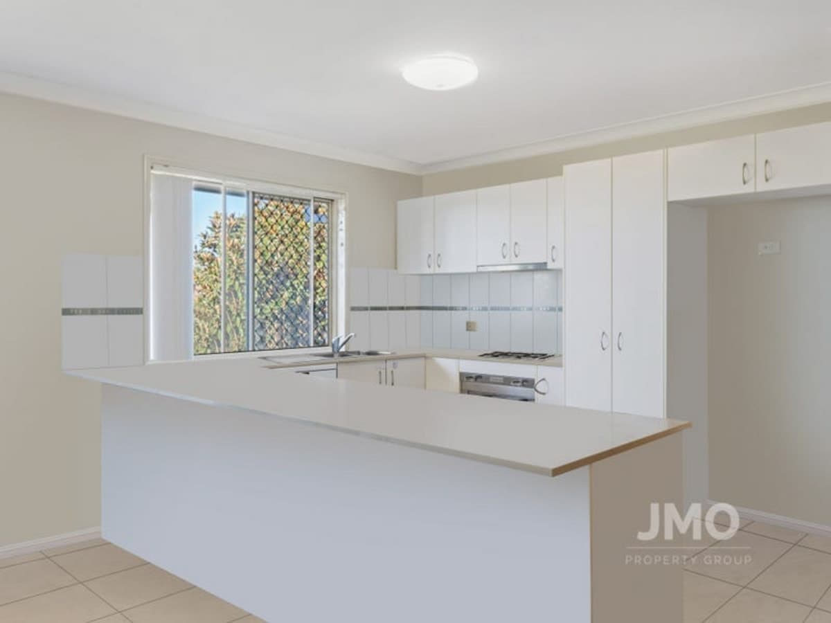 22 Hydrangea Street, ORMEAU, Ormeau - Thumbnail 2