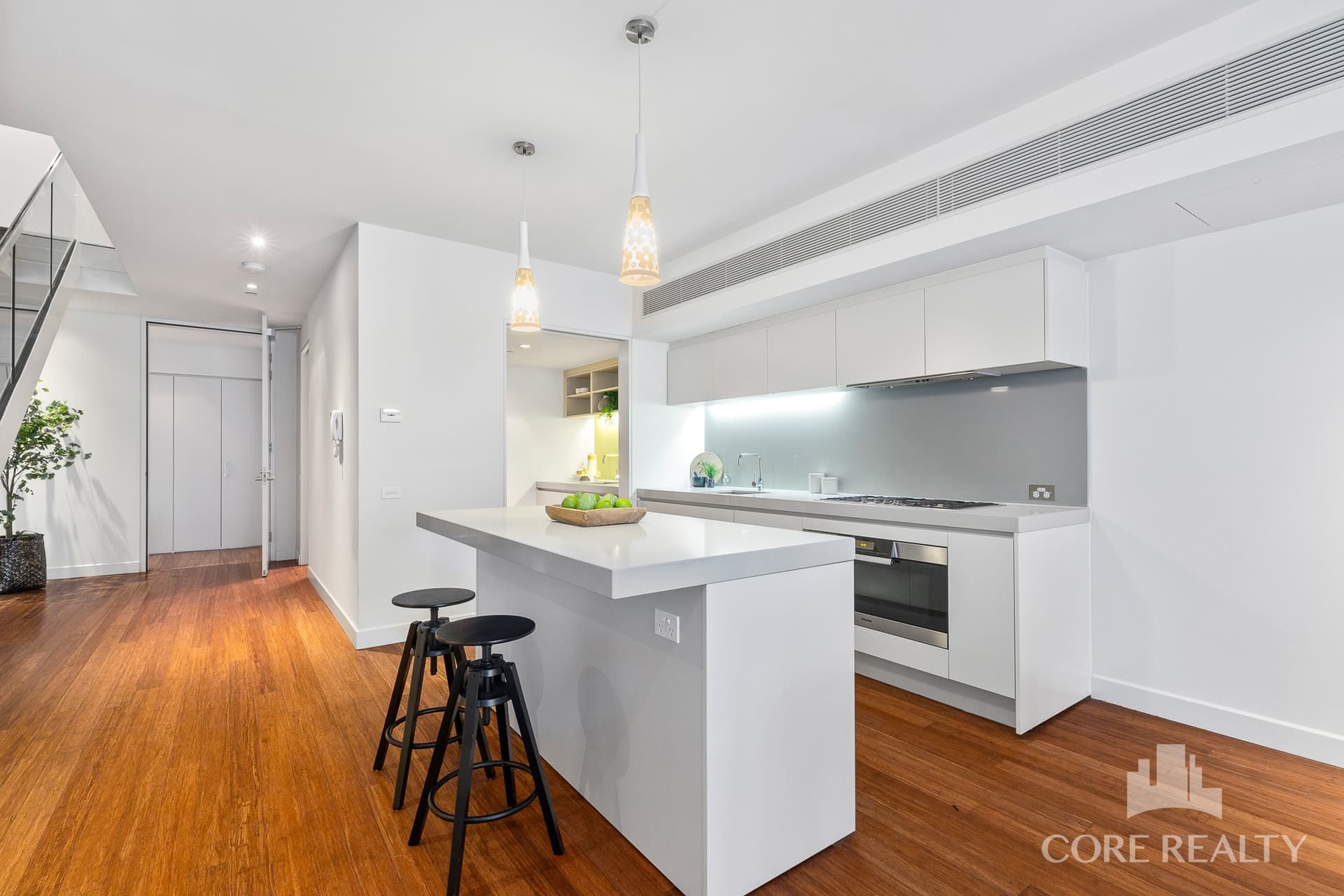 908/8 Kavanagh Street, Southbank - Thumbnail 2