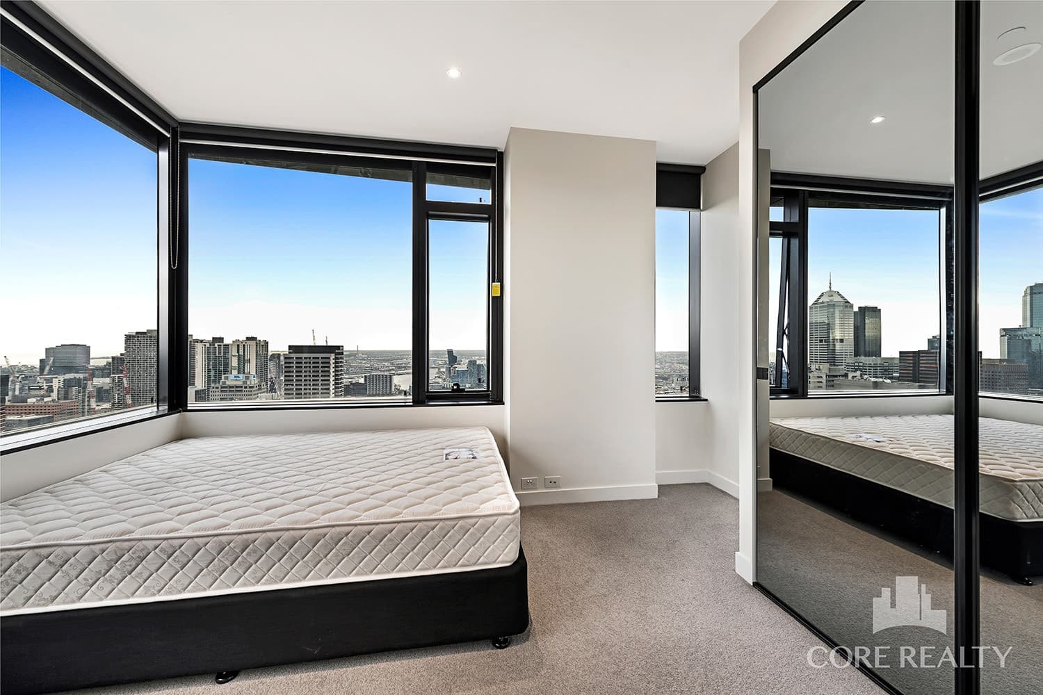Unit 4210/120 Abeckett Street, Melbourne - Thumbnail 3