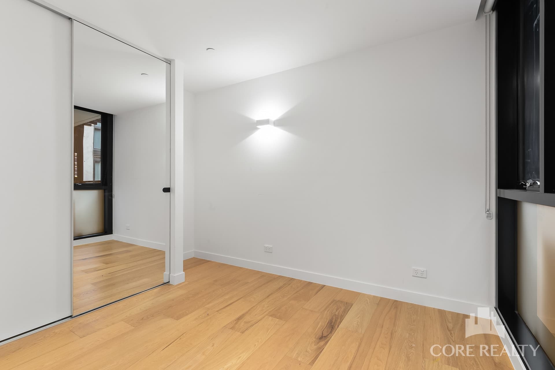 702/83 Flemington  Road, North Melbourne - Image 1