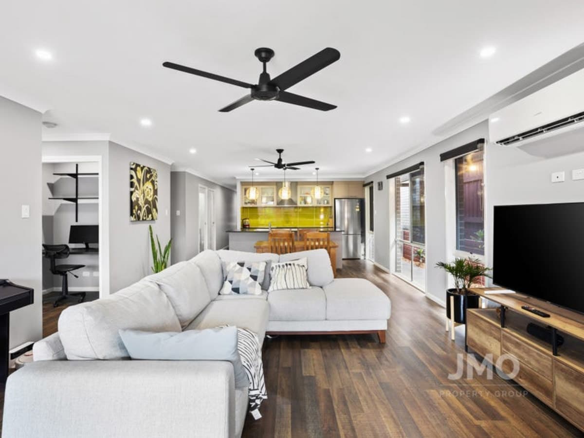 31 Wollombi Avenue, ORMEAU HILLS, Ormeau Hills - Thumbnail 3