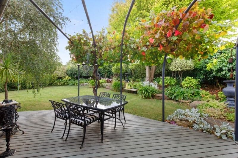 6 Comaum Avenue Mount Gambier SA, Mount Gambier - Image 1