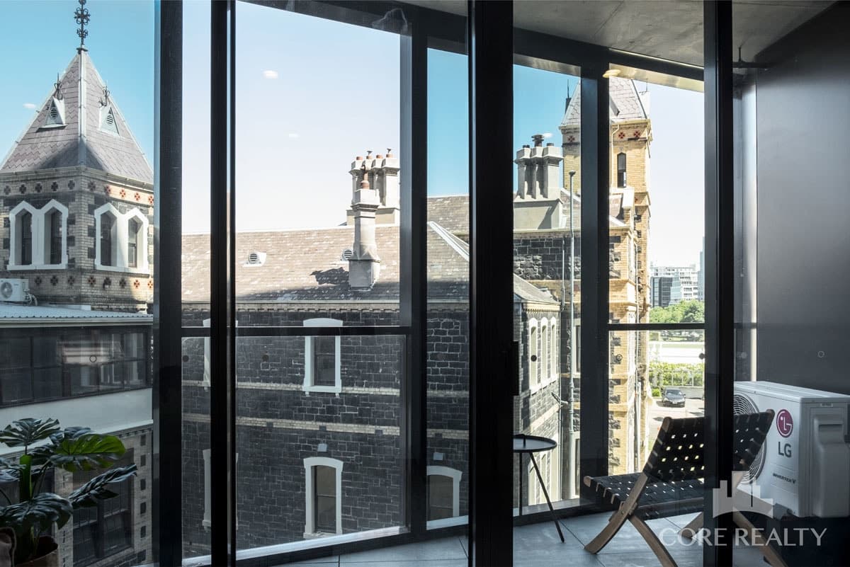 219/555 St Kilda Road, Melbourne - Thumbnail 3