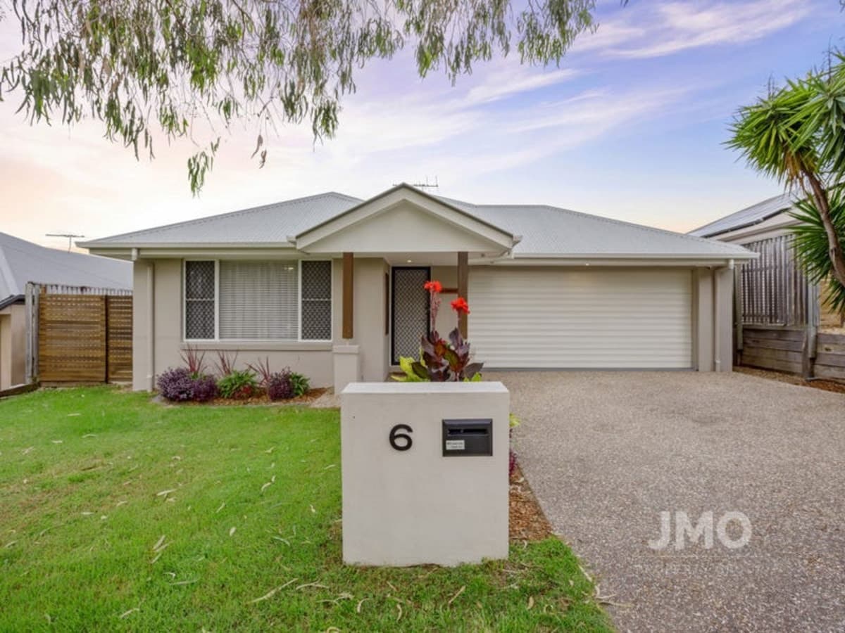 6 Ravensthorpe Street, ORMEAU, Ormeau - Image 1