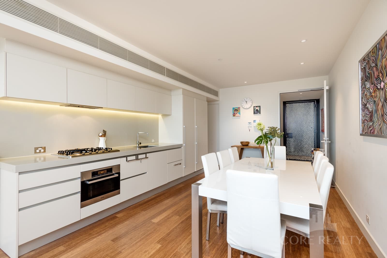 805/8 Kavangh Street, Southbank - Thumbnail 3