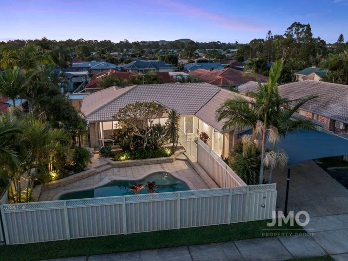 28 Conebush Circuit, ORMEAU, Ormeau - Thumbnail 2