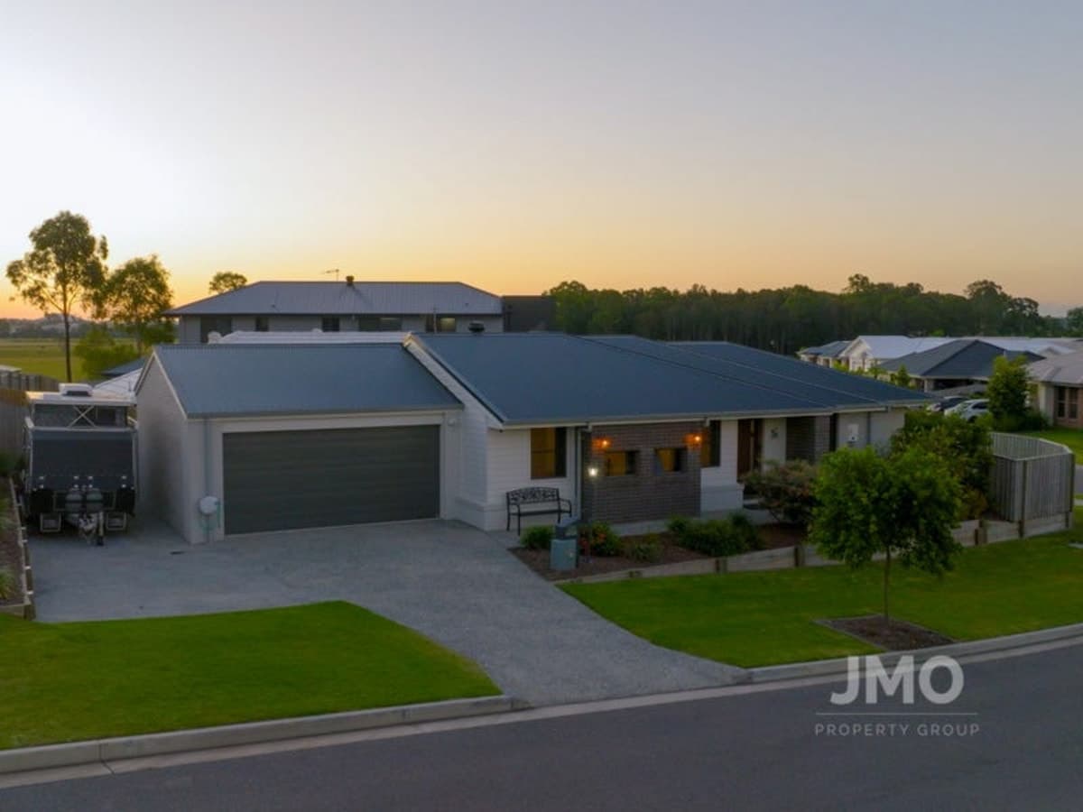 6 Brightstar Street, ORMEAU, Ormeau - Image 1