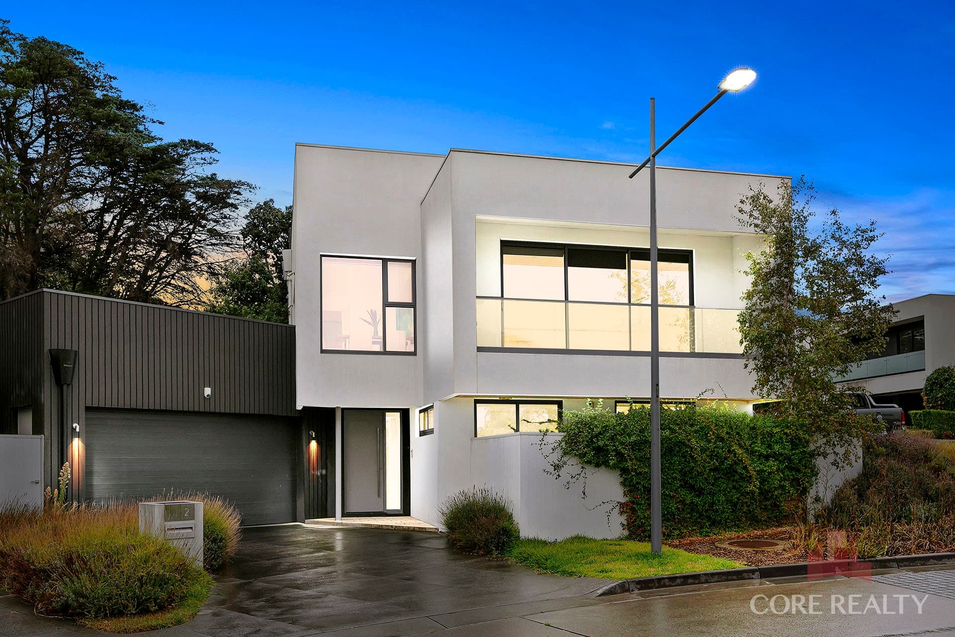 2 Guest Close Kew 3101, Kew - Image 1