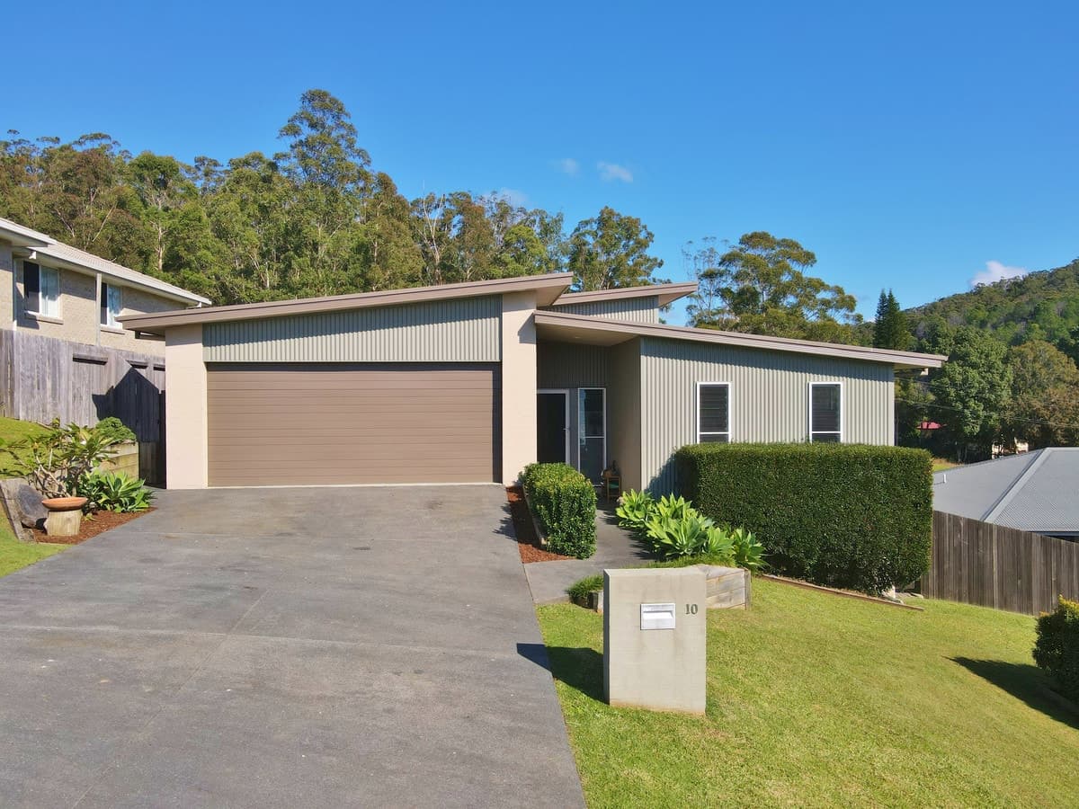 10 Mountain Spring Drive, Kendall, Kendall - Image 1