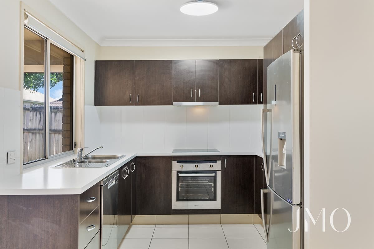 28 Myrtle Avenue, Ormeau, Ormeau - Thumbnail 2