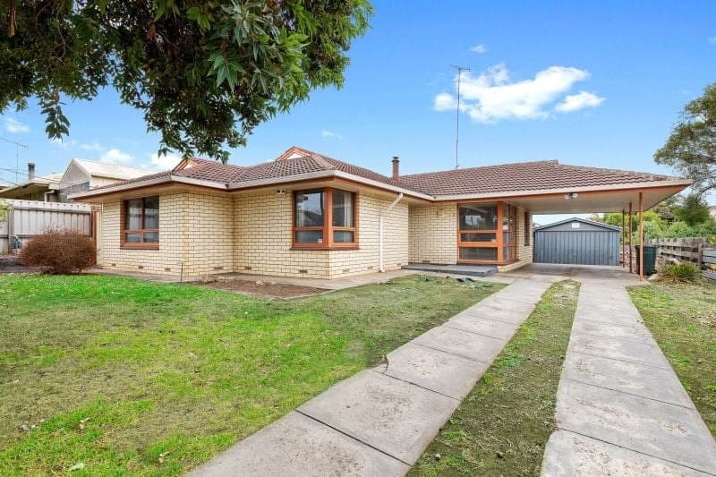 37 Davison Street Mount Gambier SA, Mount Gambier - Image 1