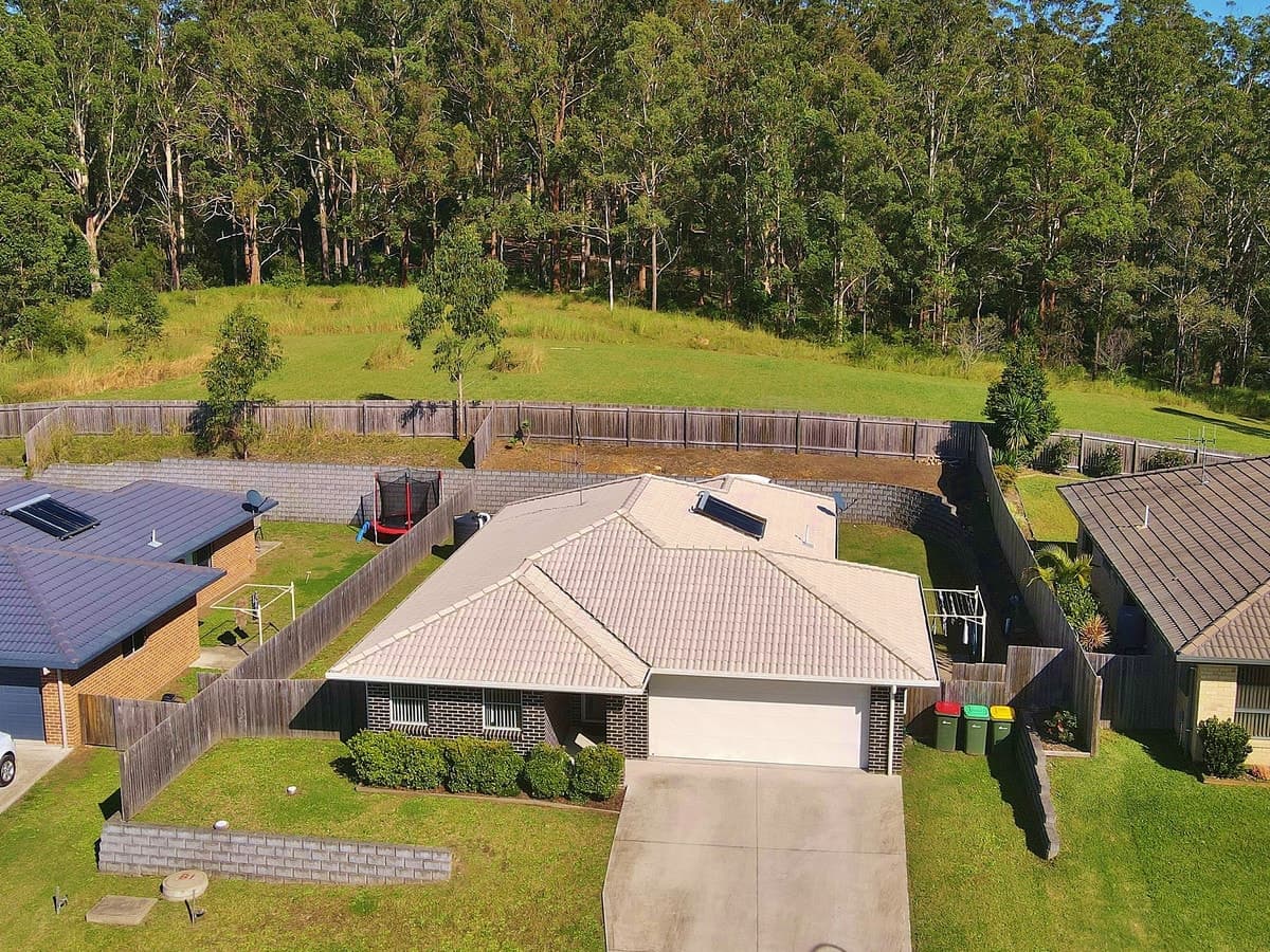 18 Mountain Spring Drive, Kendall, Kendall - Image 1