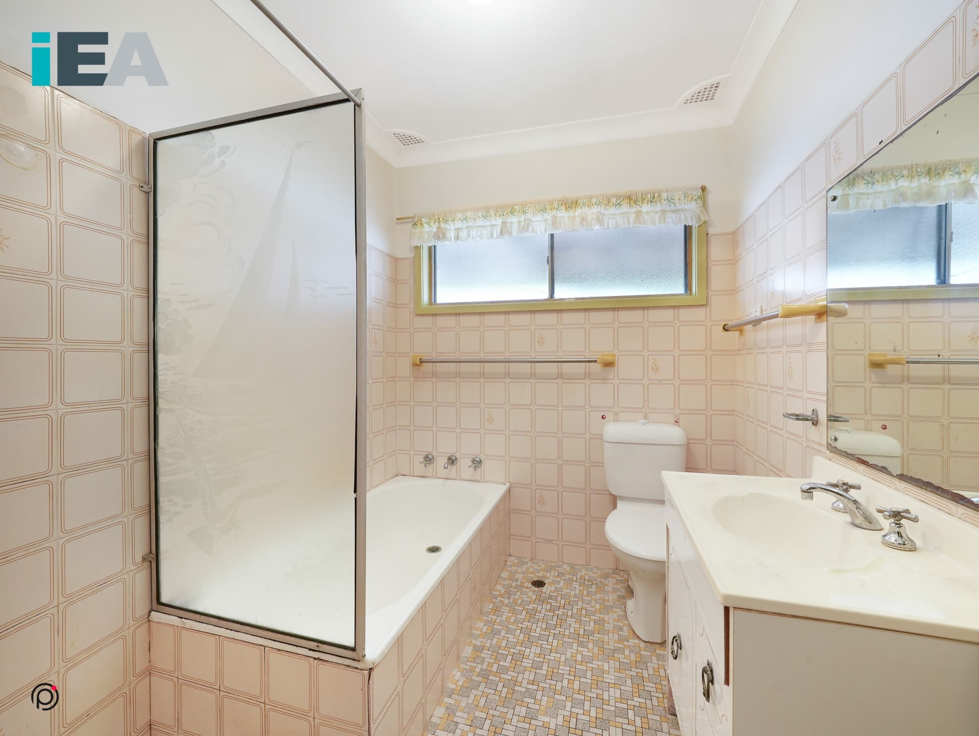 39 Strata Avenue, BARRACK HEIGHTS NSW 2528, Barrack Heights - Thumbnail 7