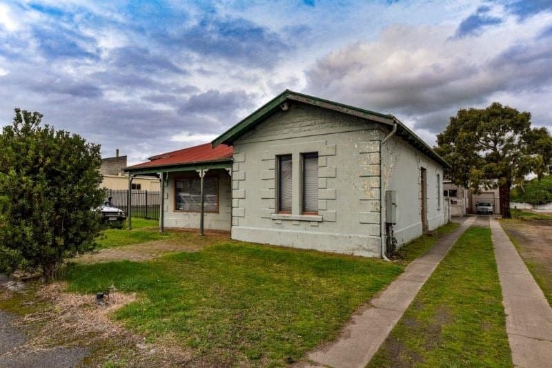 4 Anthony Street Mount Gambier SA, Mount Gambier - Image 1