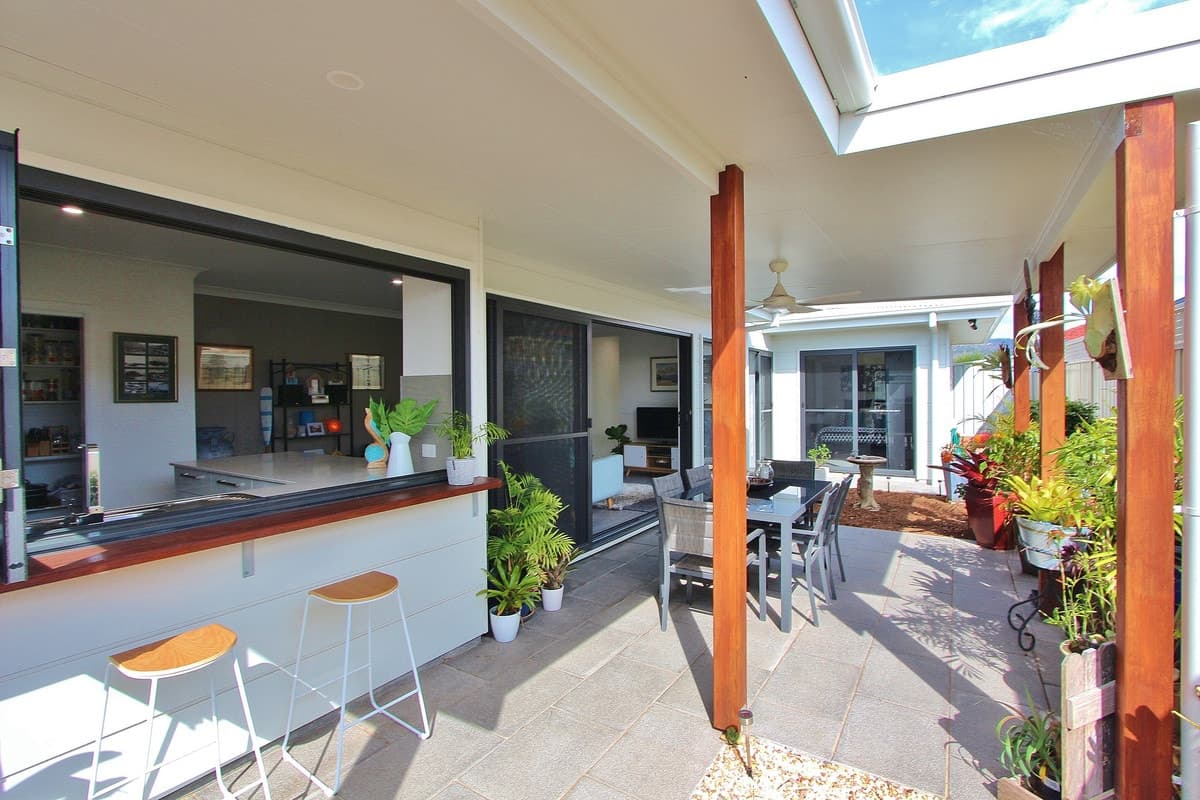 1 Borrowdale Avenue, Dunbogan, Dunbogan - Thumbnail 4