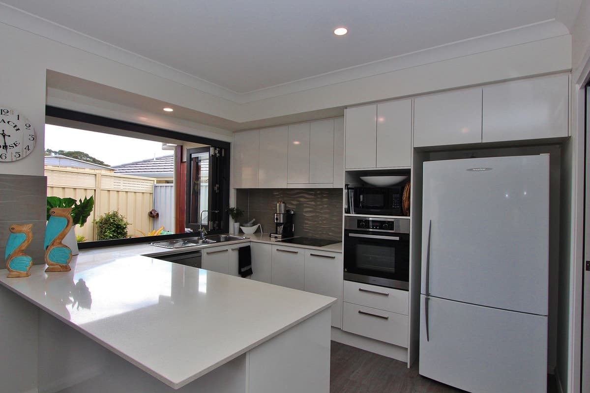 1 Borrowdale Avenue, Dunbogan, Dunbogan - Thumbnail 8