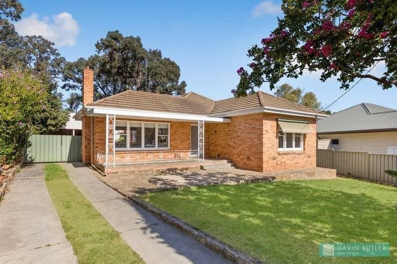 4 Swalling Cres, Kennington, VIC, Kennington - Image 1