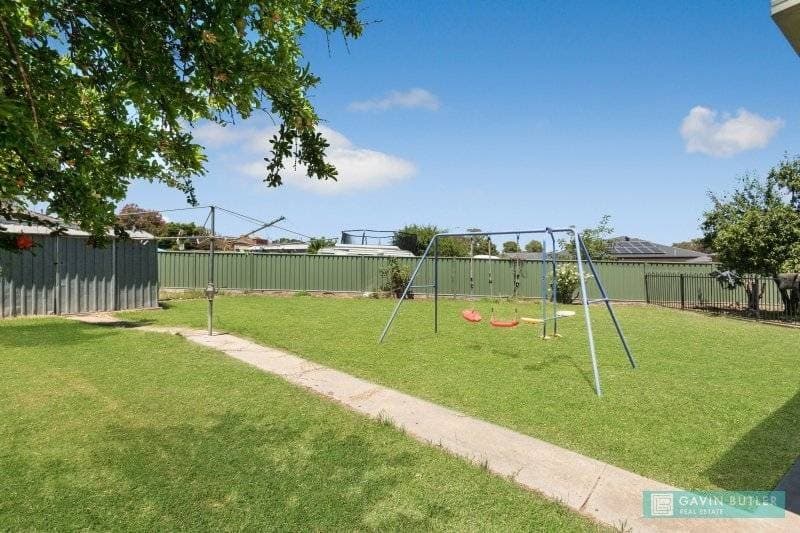 13 Nottingham Ct, White Hills, VIC, White Hills - Thumbnail 8