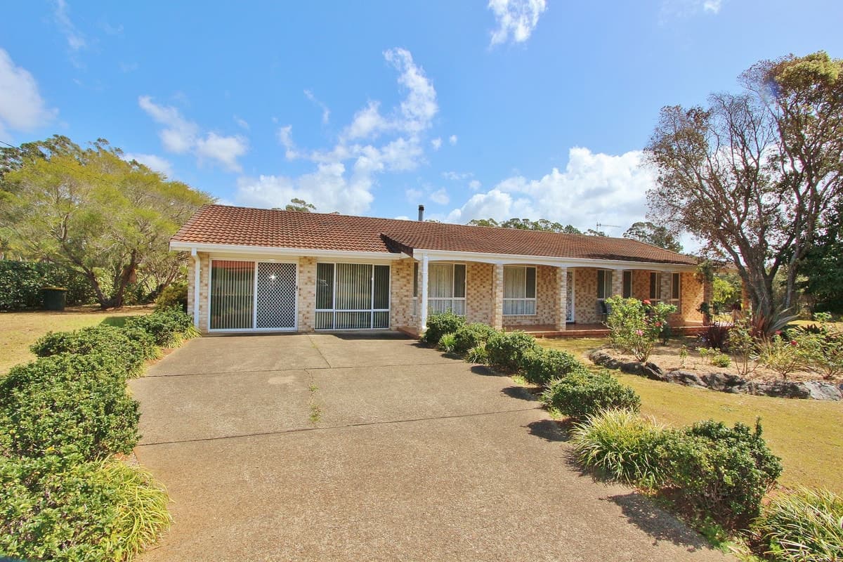 16 Brotherglen Drive, Kew, Kew - Thumbnail 3