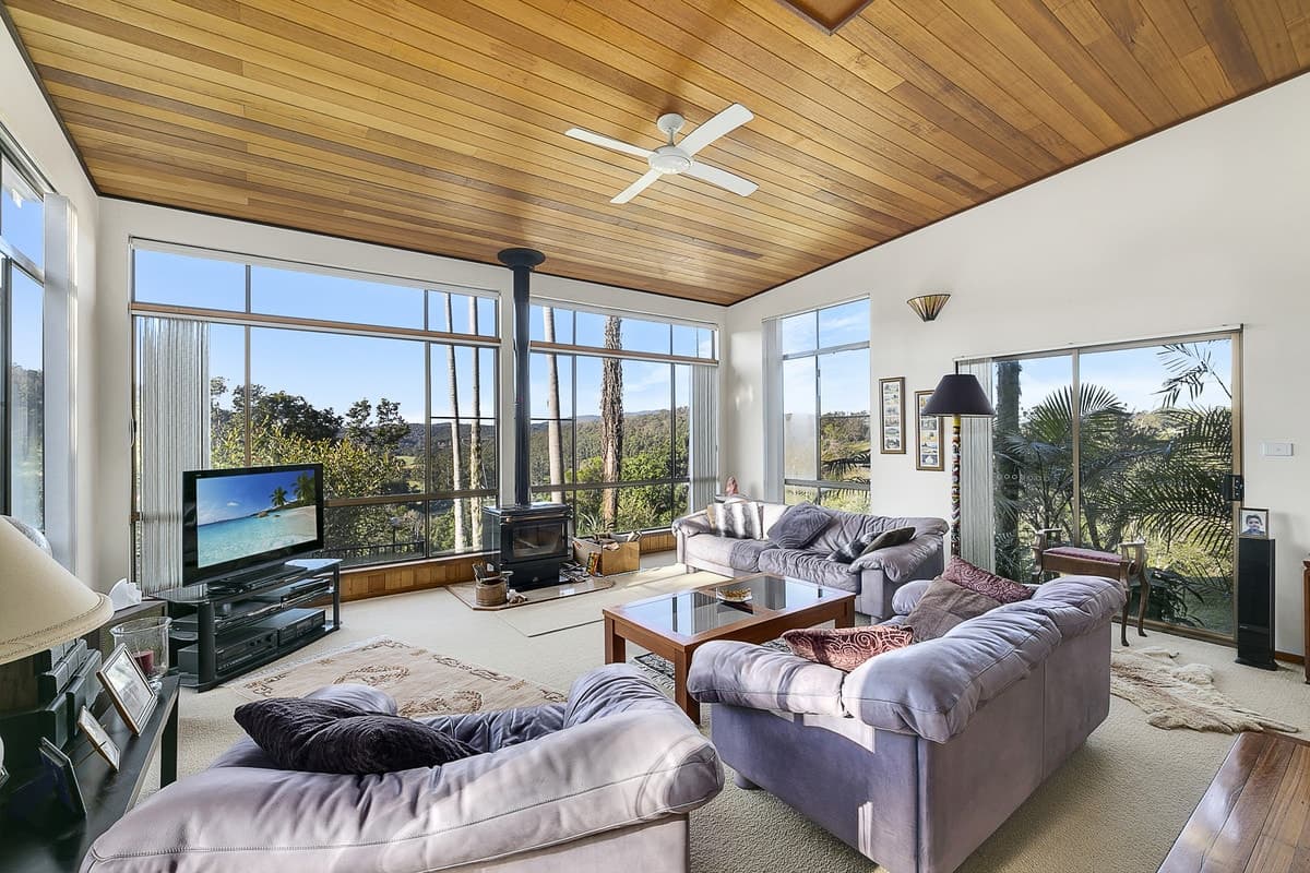 323 Black Creek Road, Black Creek, Black Creek - Thumbnail 4