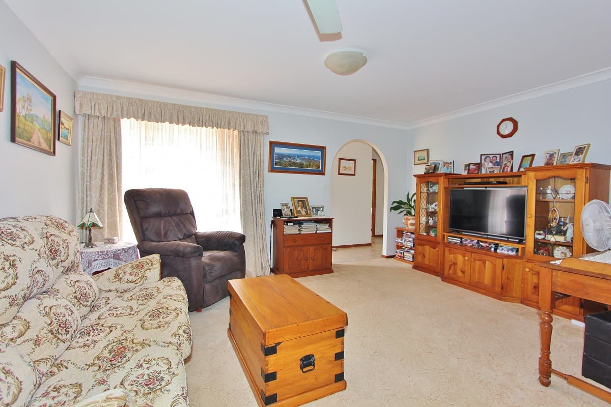 33 Honeysuckle Avenue, Lakewood, Lakewood - Thumbnail 6