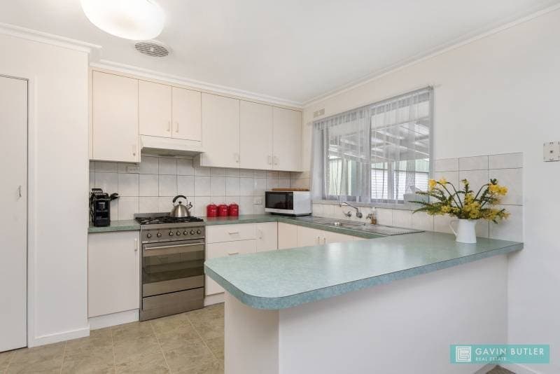 28 Sydenham Ave, North Bendigo, VIC, North Bendigo - Thumbnail 3