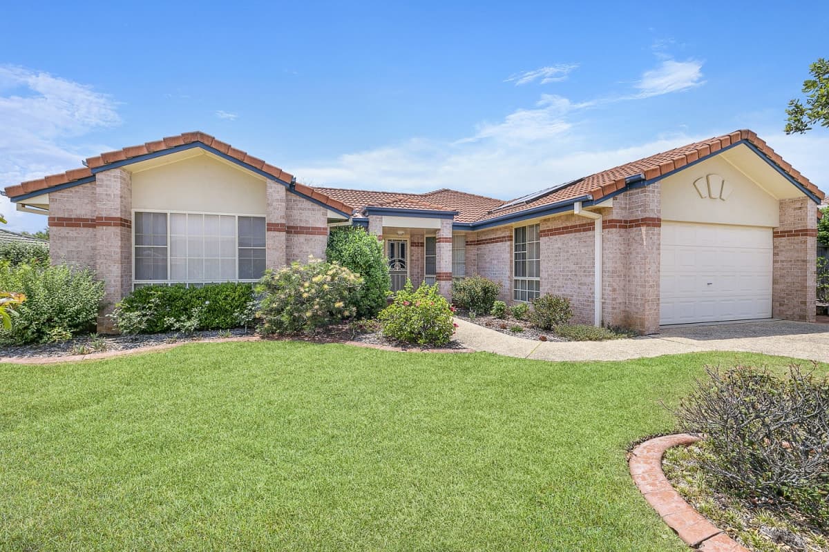 25 Kendall Crescent, Bonny Hills, Bonny Hills - Thumbnail 2