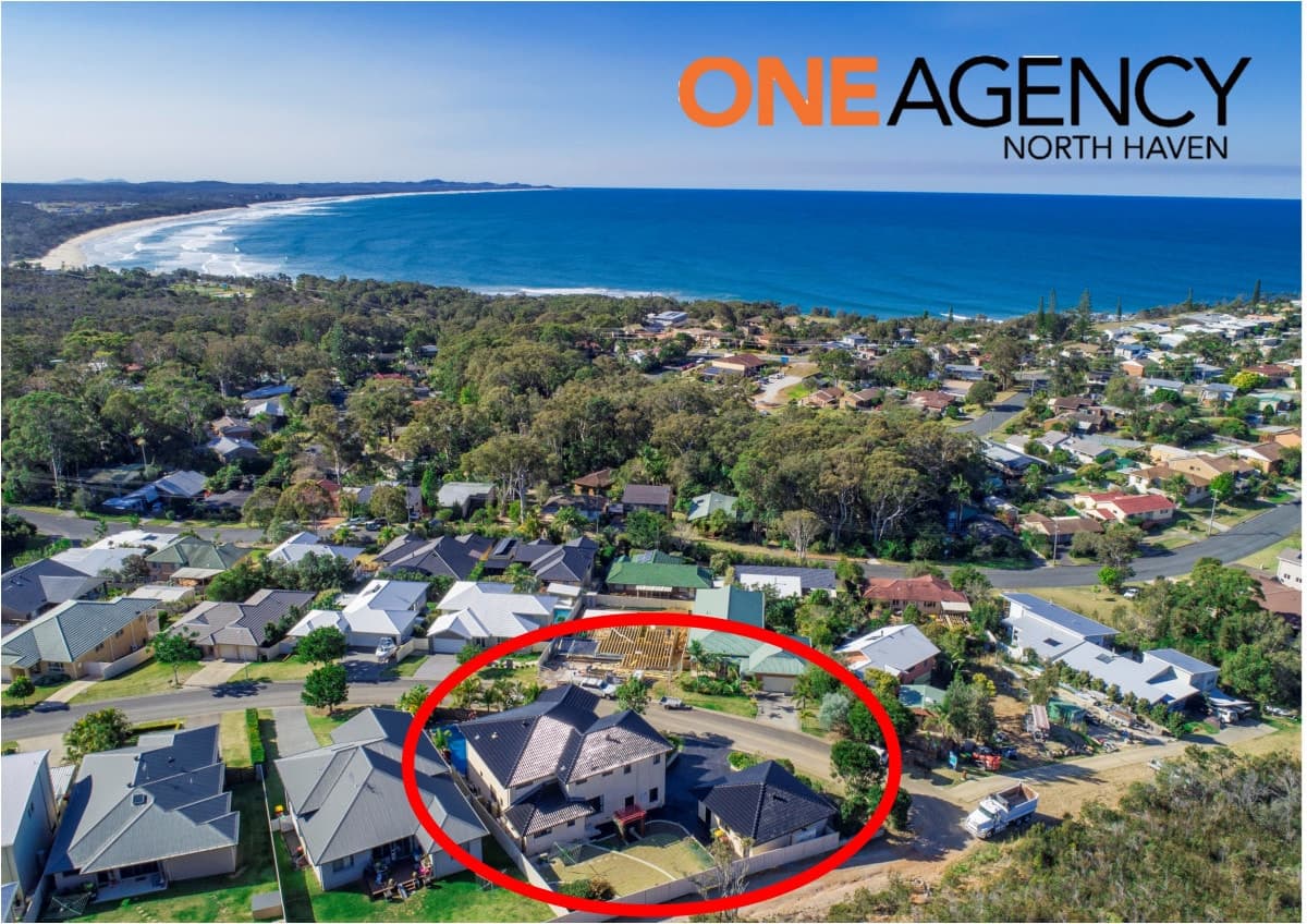 43 Sinclair Drive, Bonny Hills, Bonny Hills - Thumbnail 2