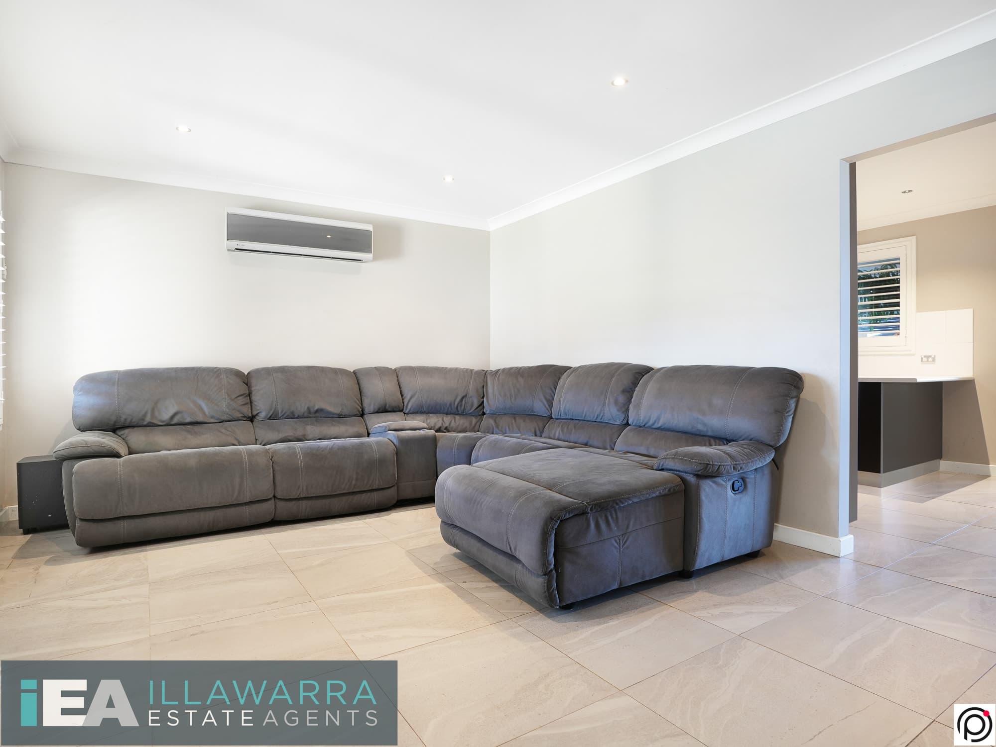 15 Grose Avenue, BARRACK HEIGHTS NSW 2528, Barrack Heights - Thumbnail 4
