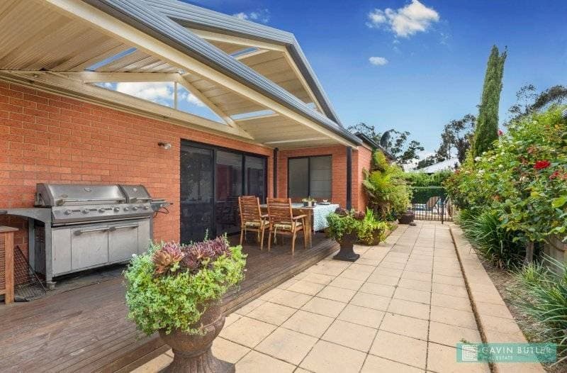 12 Black Wattle Ave, Epsom, VIC, Epsom - Thumbnail 3