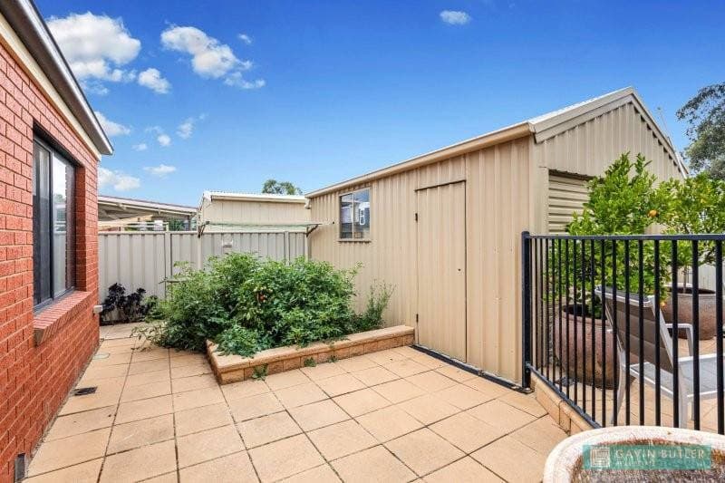 12 Black Wattle Ave, Epsom, VIC, Epsom - Thumbnail 4