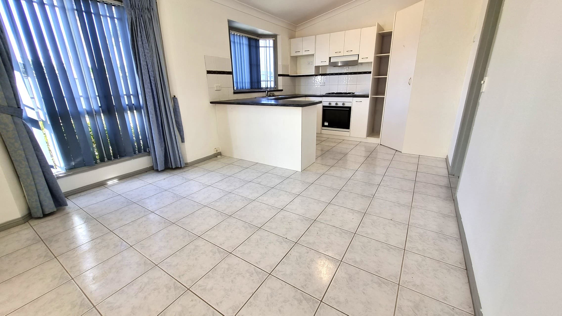 E5/1st Avenue North 120 Osborne Parade, WARILLA NSW 2528, Warilla - Thumbnail 6