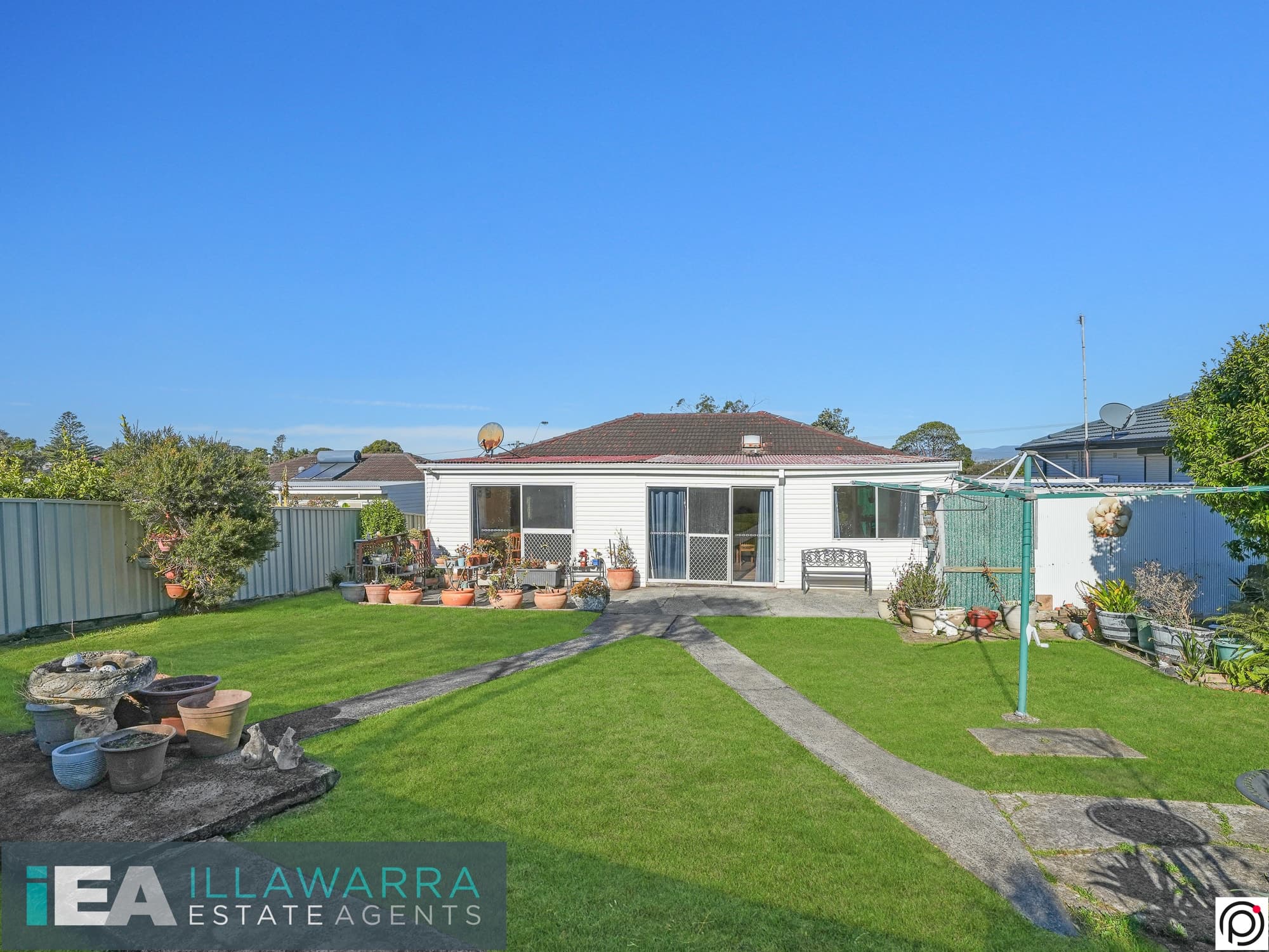 594 Northcliffe Drive, BERKELEY NSW 2506, Berkeley - Thumbnail 2