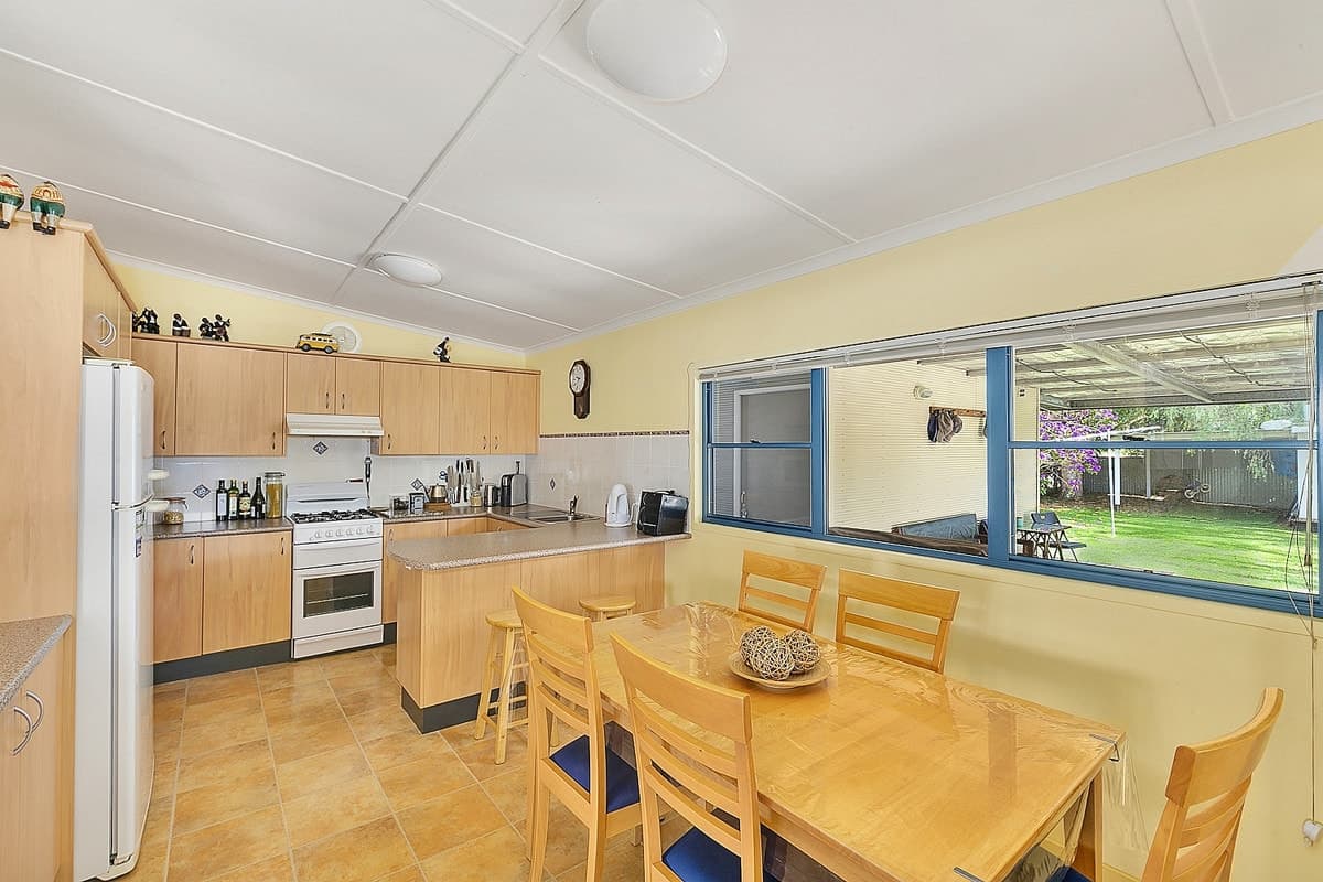 583 Ocean Drive, North Haven, North Haven - Thumbnail 6