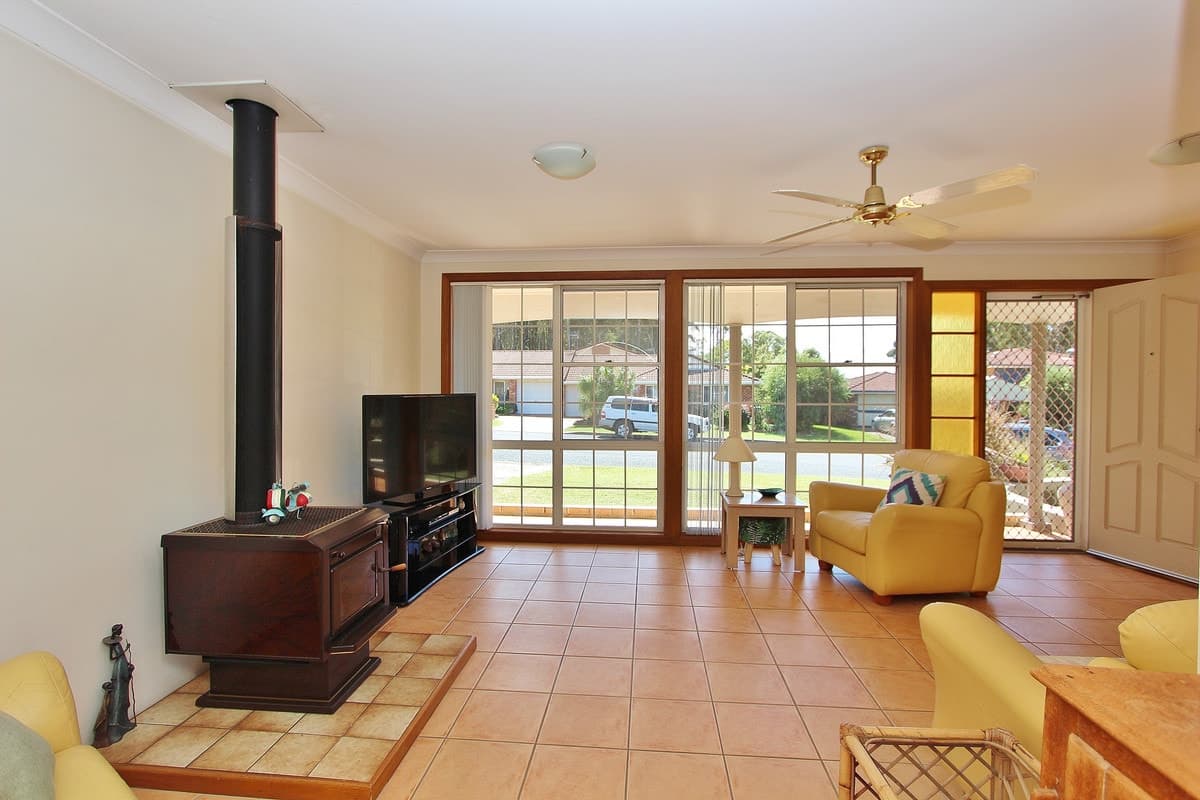 17 Blackbutt Crescent, Laurieton, Laurieton - Image 1