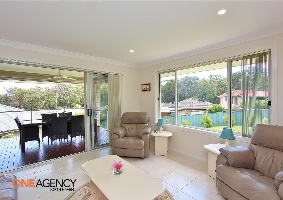5 Admirals Circle, Lakewood, Lakewood - Thumbnail 7