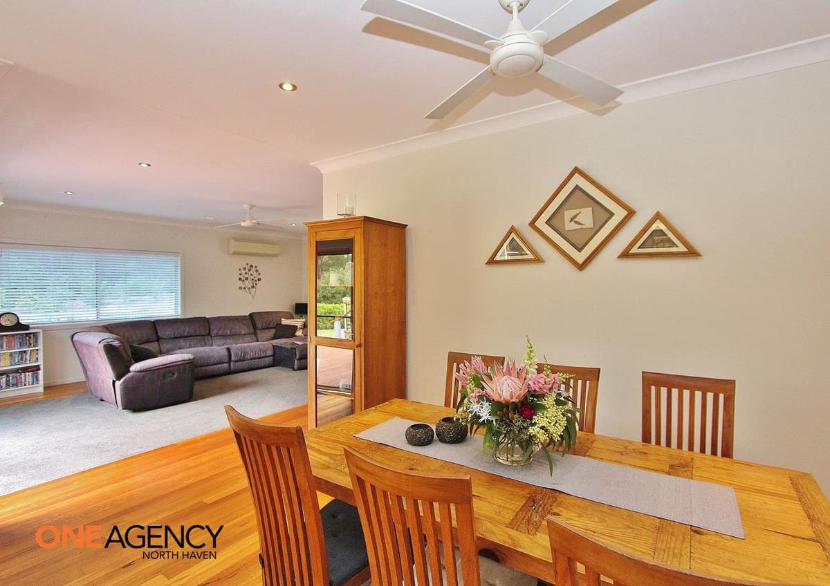 32 Lake Ridge Drive, Kew, Kew - Thumbnail 8