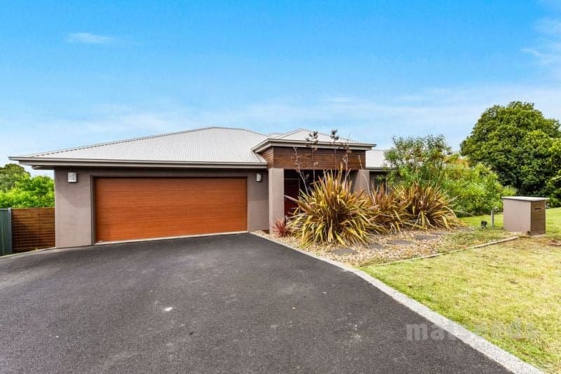 3 Highland Drive Mount Gambier SA, Mount Gambier - Image 1
