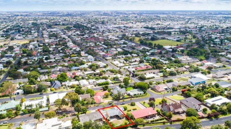 7 Shelley Crescent Mount Gambier SA, Mount Gambier - Thumbnail 2