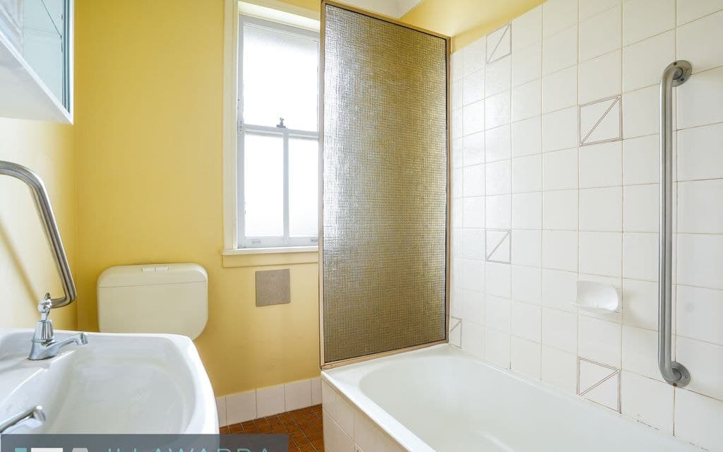 19 Southampton Street, BERKELEY NSW 2506, Berkeley - Image 1