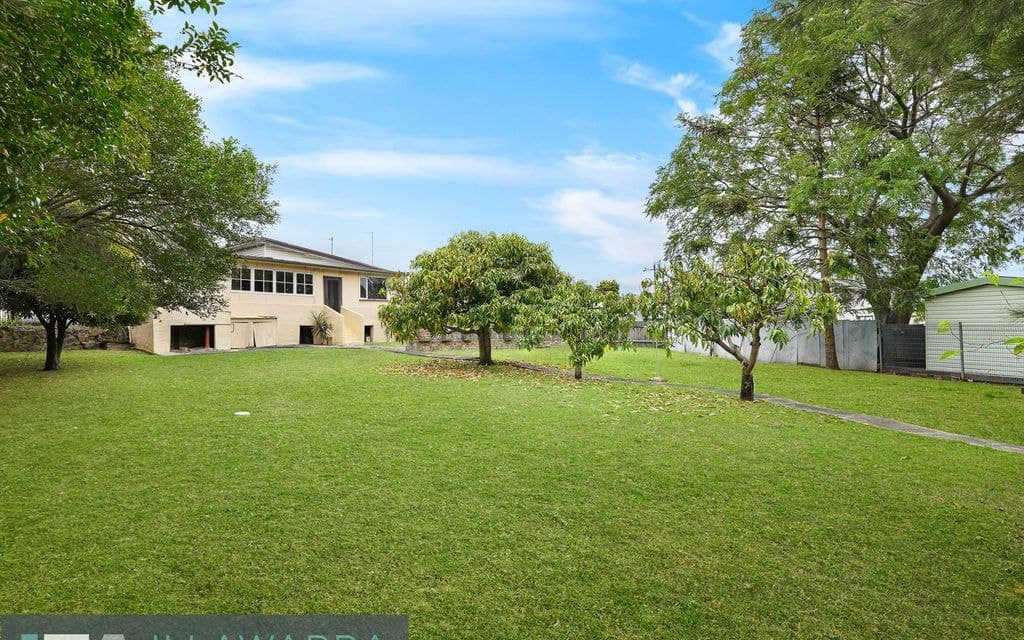 13 Gloucester Crescent, DAPTO NSW 2530, Dapto - Thumbnail 3
