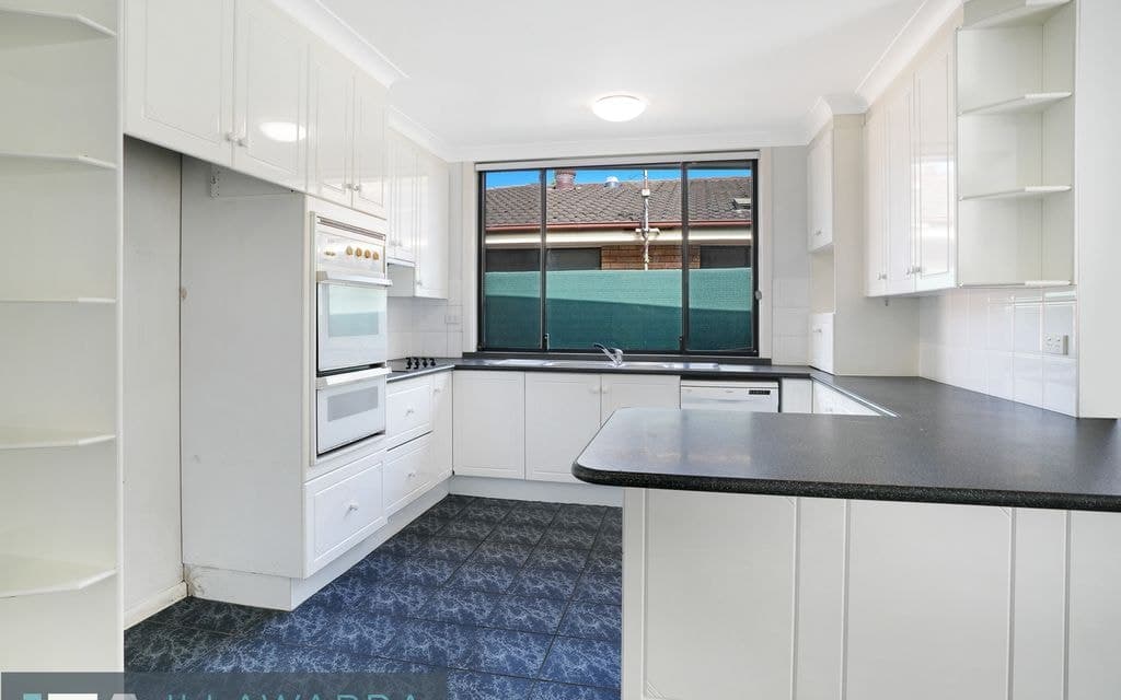 139 Iola Avenue, FARMBOROUGH HEIGHTS NSW 2526, Farmborough Heights - Thumbnail 5