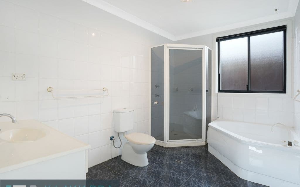 139 Iola Avenue, FARMBOROUGH HEIGHTS NSW 2526, Farmborough Heights - Thumbnail 7