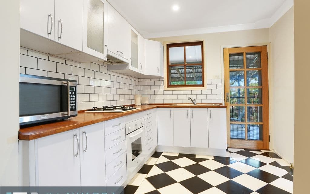 31 Rowley Avenue, MOUNT WARRIGAL NSW 2528, Mount Warrigal - Thumbnail 6