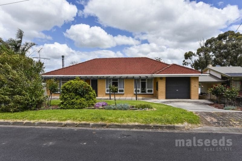 17 Sinclair Street Mount Gambier SA, Mount Gambier - Thumbnail 3
