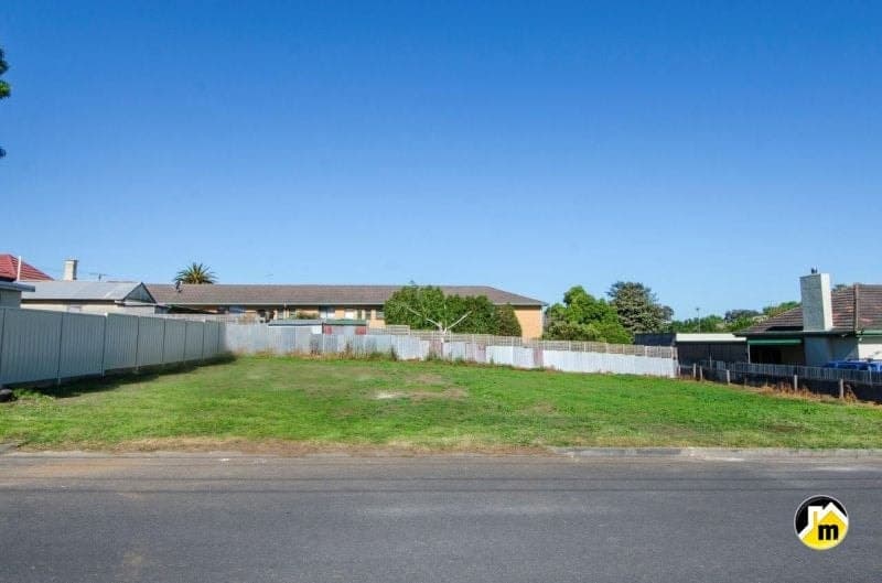 44 Umpherston Street Mount Gambier SA, Mount Gambier - Thumbnail 2