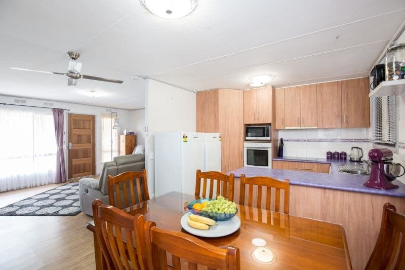 8 Neville Avenue Mount Gambier SA, Mount Gambier - Thumbnail 6