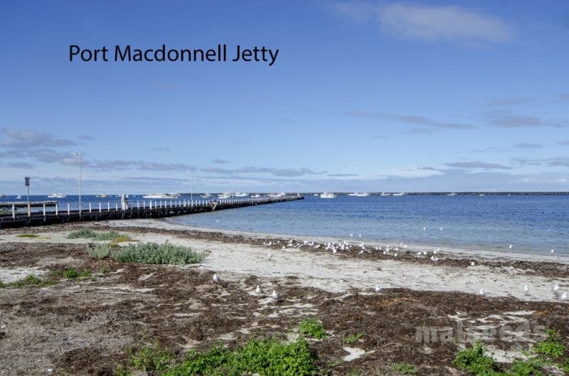 86 Meylin Street Port Macdonnell SA, Port Macdonnell - Thumbnail 2